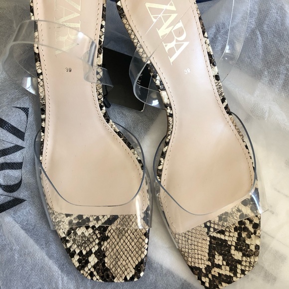 Zara vinyl and animal print heeled sandals - Picture 7 of 9